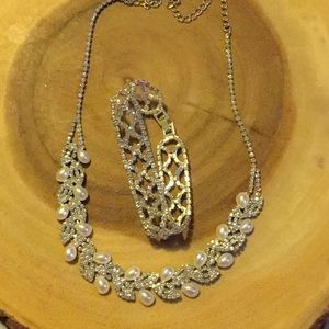 Neckace and bracelet